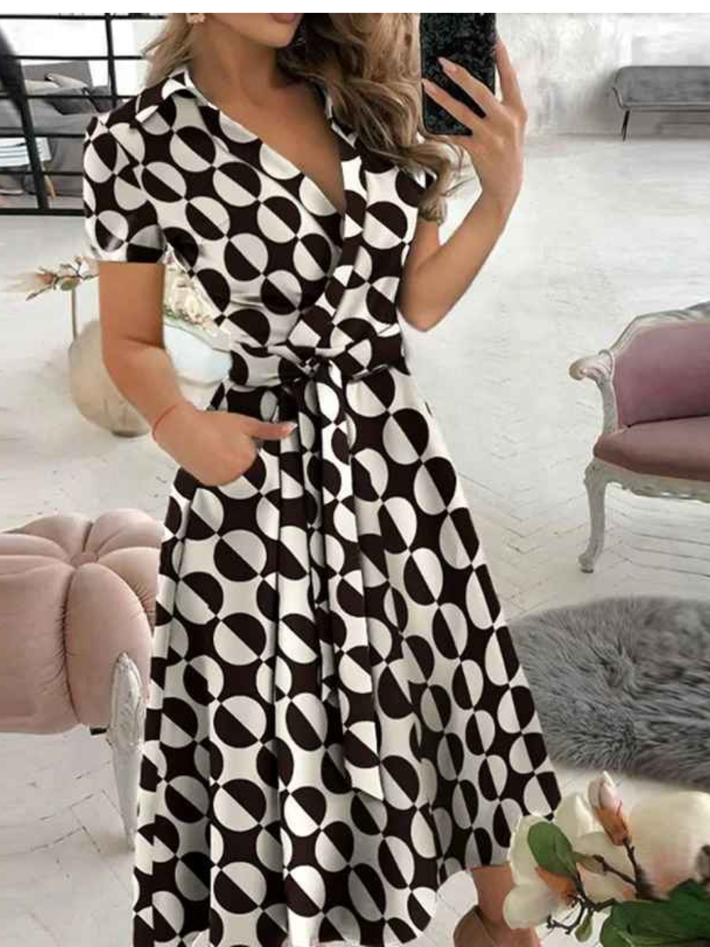 Ava Dame Kjole – Kjole med Geometriske Mønstre, Taljebælte og Let Pasform til Enhver Lejlighed