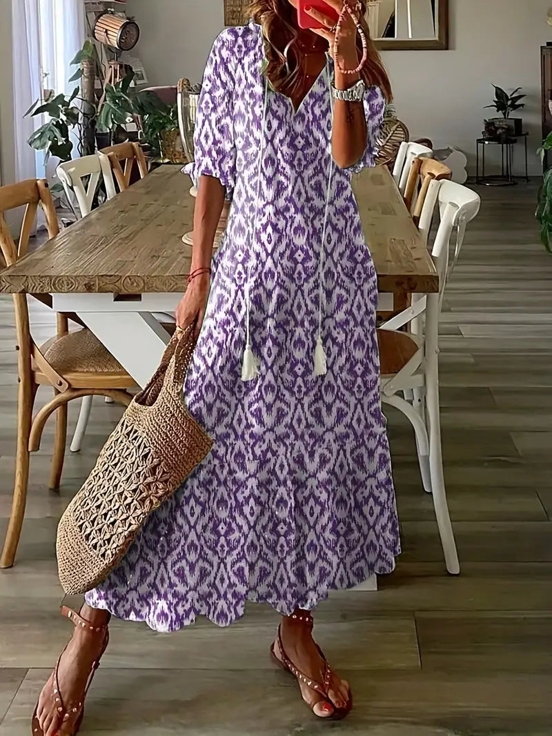 Sommerkjole til Kvinder Charm – Elegant Boho Kjole med Flæser, V-udskæring & Ikat-mønster