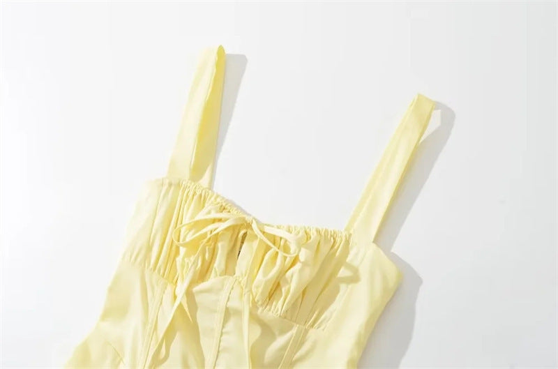 Luciana Dame Kjole – Fransk Knælængde Kjole med Høj Talje, A-form og Kunstlæder