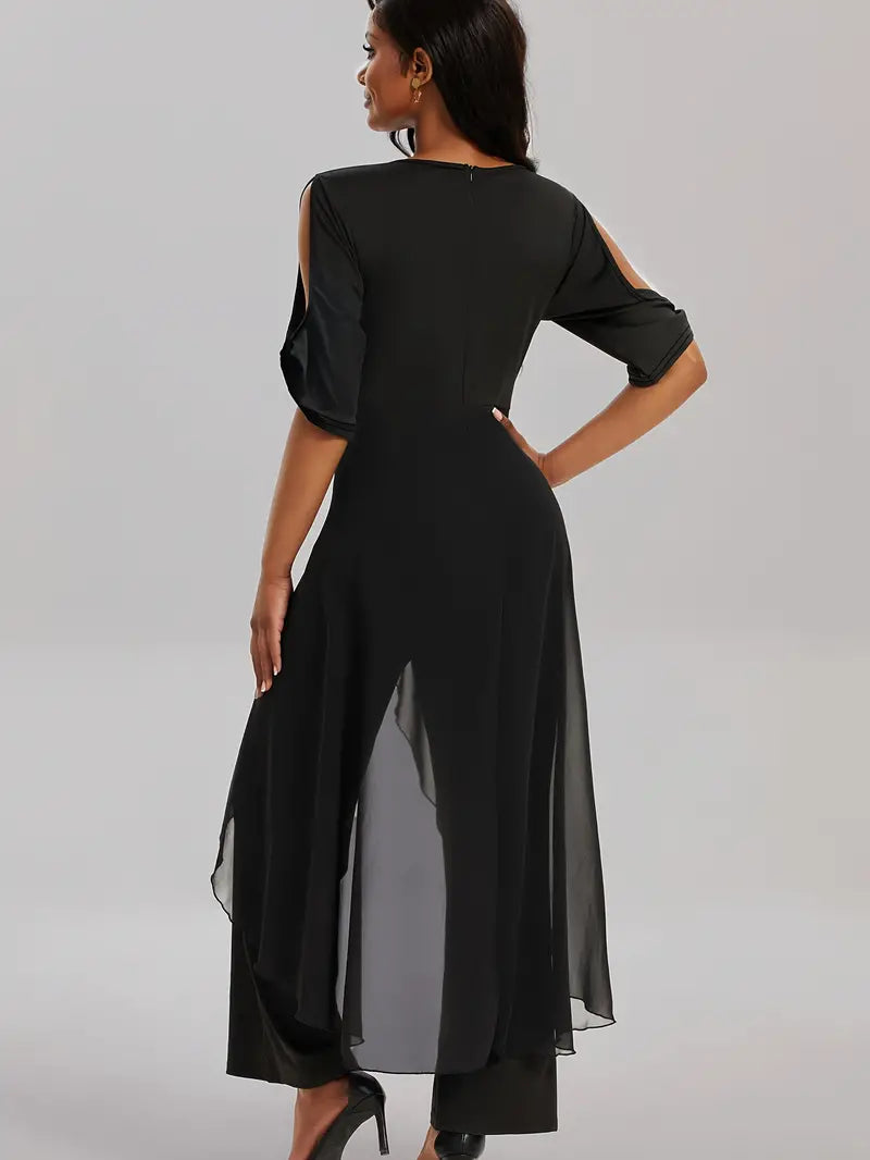 Callie Jumpsuit til Kvinder – Elegant Jumpsuit med Asymmetrisk Nederdel og V-Hals til Særlige Anledninger