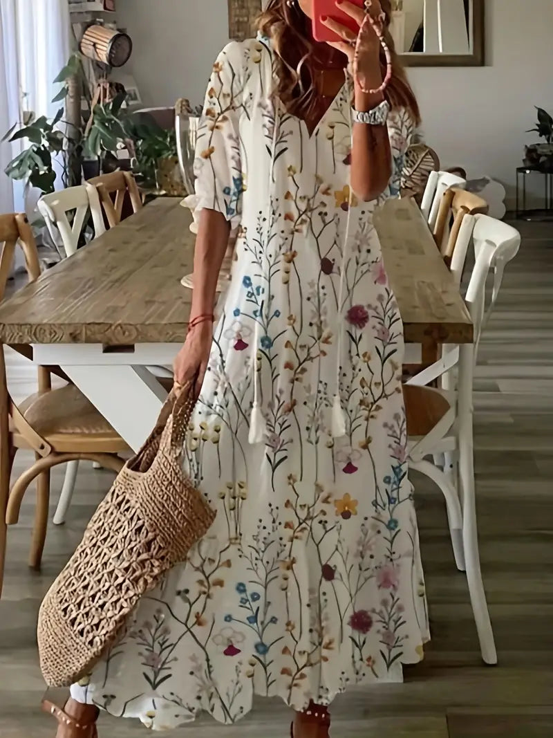 Sommerkjole til Kvinder Charm – Elegant Boho Kjole med Flæser, V-udskæring & Ikat-mønster
