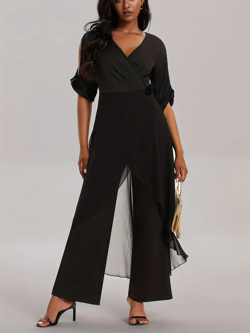 Callie Jumpsuit til Kvinder – Elegant Jumpsuit med Asymmetrisk Nederdel og V-Hals til Særlige Anledninger