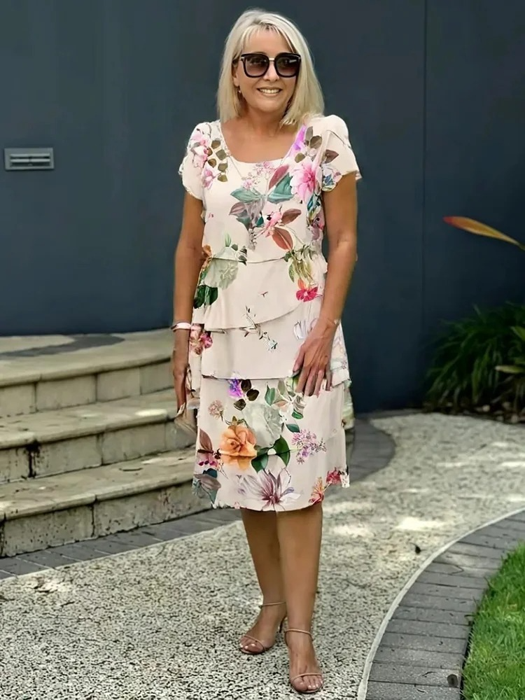 Sophie Dame Maxikjole – Elegant blomsterkjole med waterfall-design og let, flydende pasform