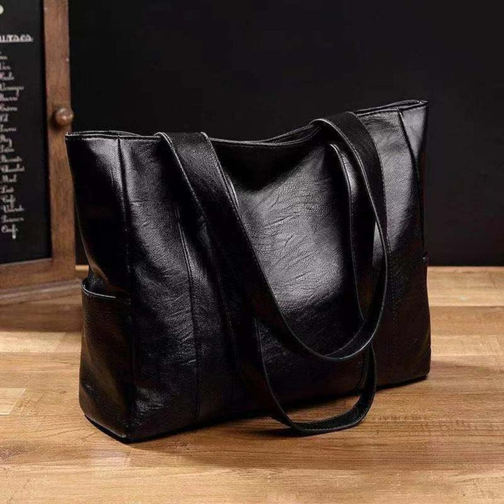 Aira Vintage Skuldertaske i Læder – Klassisk Elegance & Praktisk Design