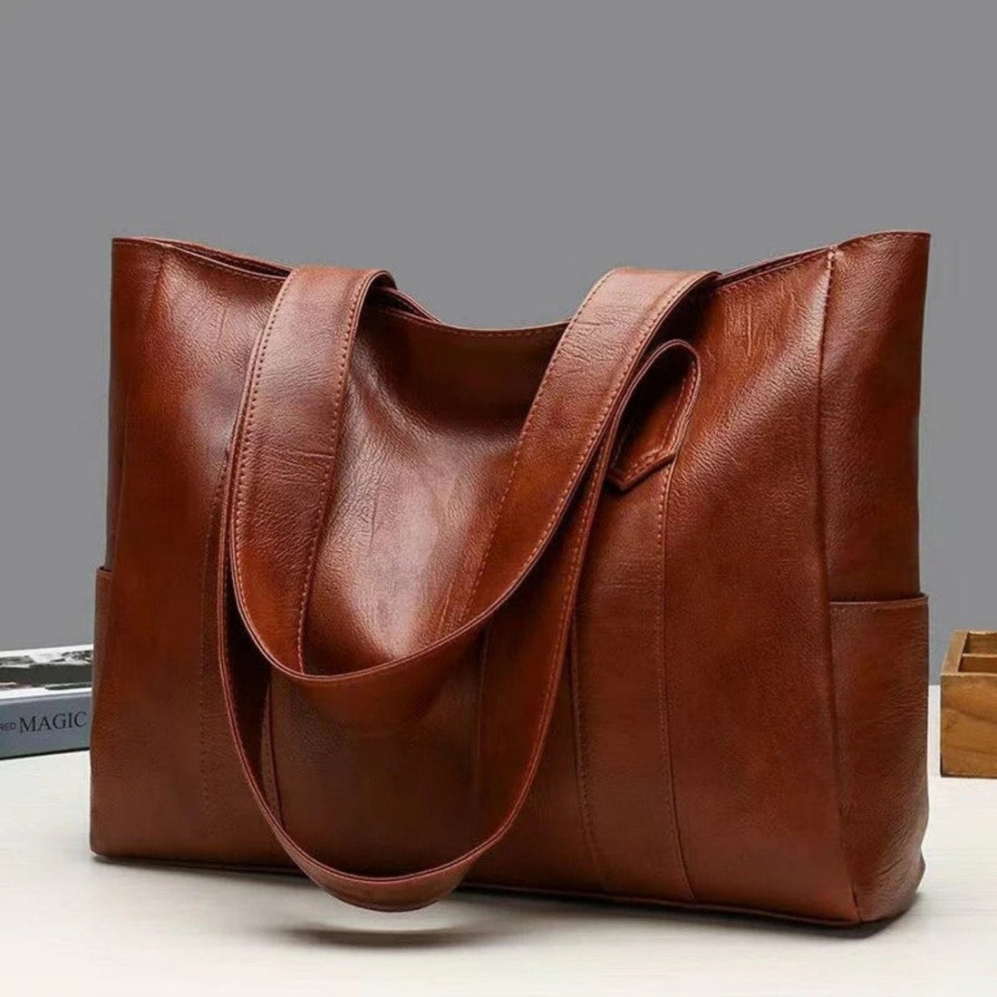 Aira Vintage Skuldertaske i Læder – Klassisk Elegance & Praktisk Design
