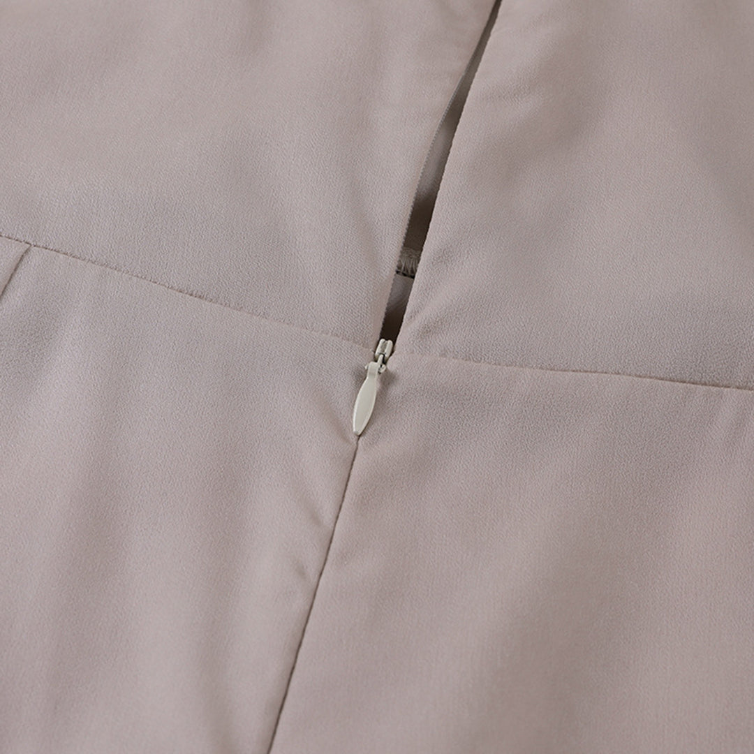 Andrea Elegant Kjole til Kvinder – Flatterende Pasform og Alsidighed til Kontor og Aftenbrug