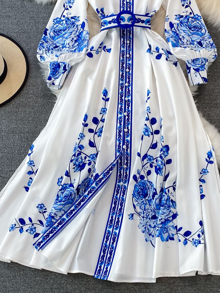 Alina Dame Lang Kjole – Vintage Blomstret Kjole med Elegante Lanterneærmer