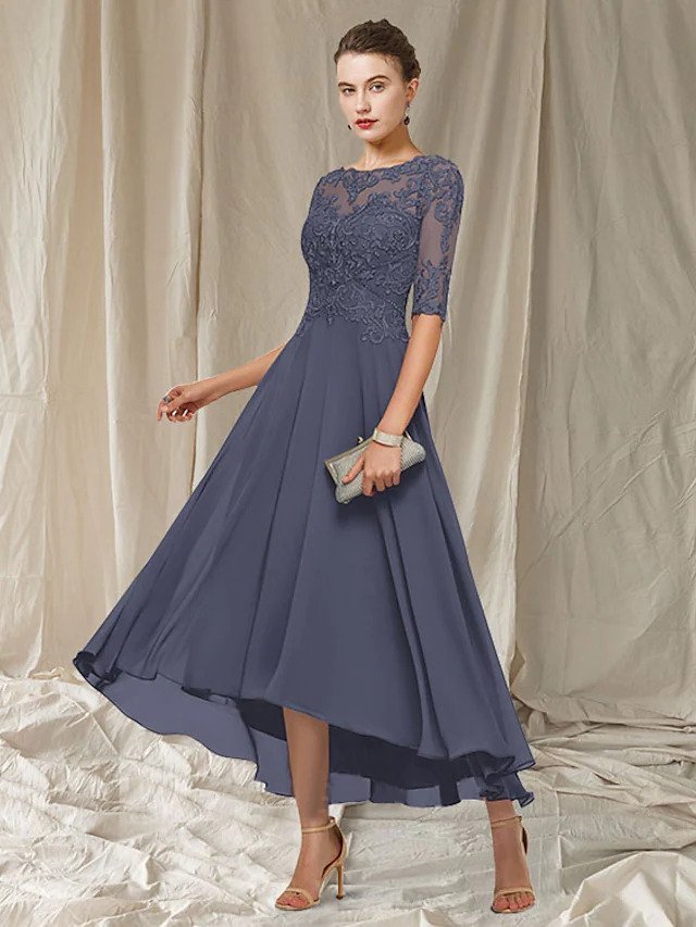 Havana Dame Aftenkjole – Elegant Lang Blonderkjole med Figurformet Snit til Festlige Anledninger