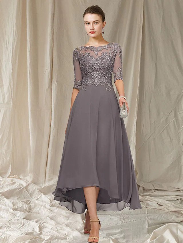 Havana Dame Aftenkjole – Elegant Lang Blonderkjole med Figurformet Snit til Festlige Anledninger