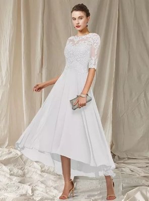 Havana Dame Aftenkjole – Elegant Lang Blonderkjole med Figurformet Snit til Festlige Anledninger