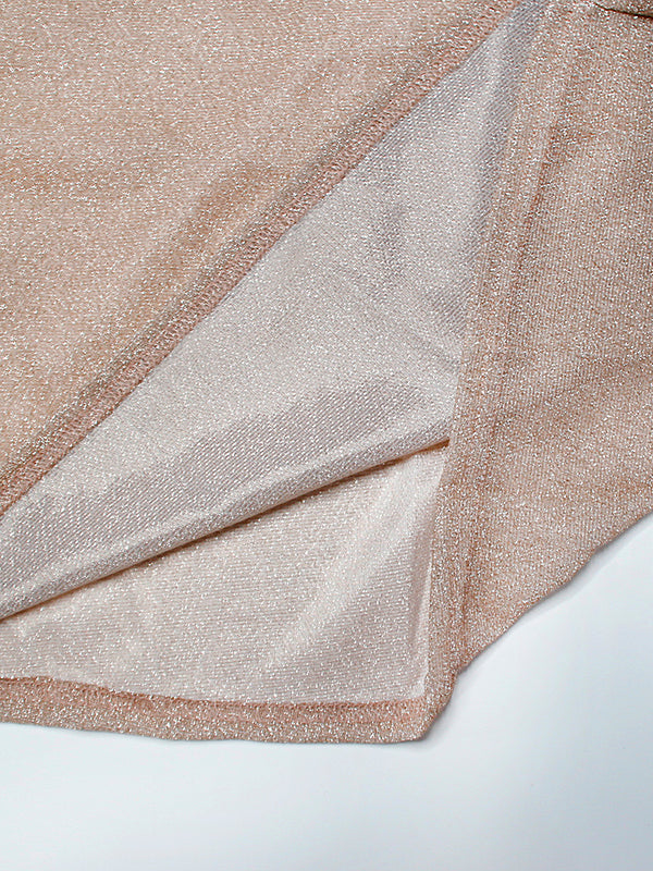 Sarai Dame Aftenkjole – Lang kjole i glinsende materiale med elegante ærmer og en slankende pasform