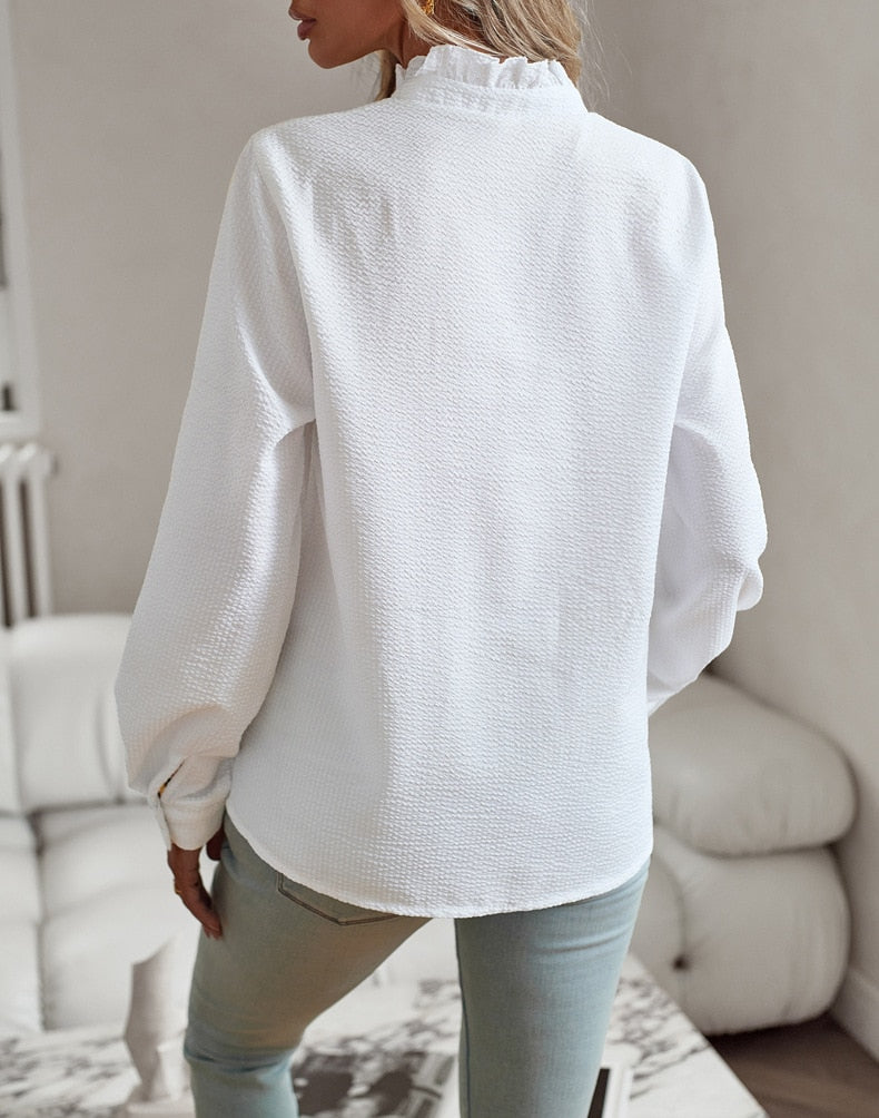 Lisbeth Damebluse – Elegant Bluse med Lange Ærmer, Ståkrave og Løst Snit