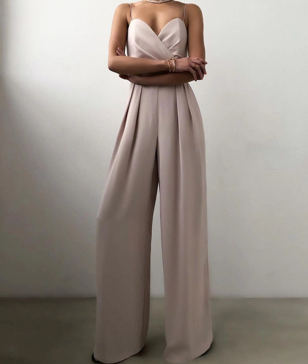 Mirielle buksedragt til kvinder – Justerbare stropper og minimalistisk design for chic komfort