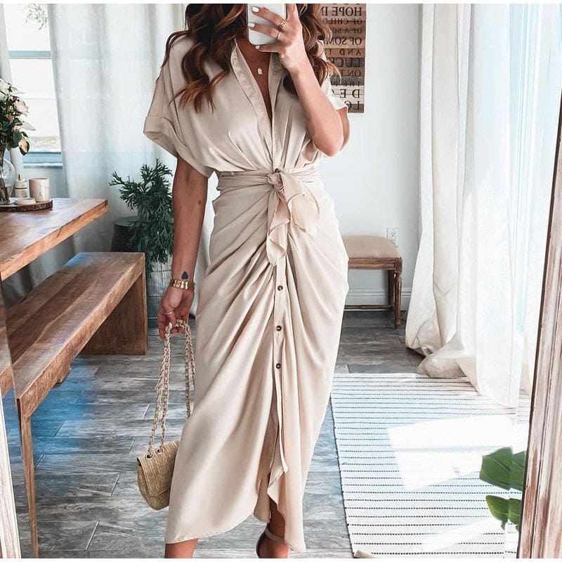 Julia Aftenkjole til Kvinder – Elegant Kjole i Let Polyester med Trendy Detaljer & Flot Pasform