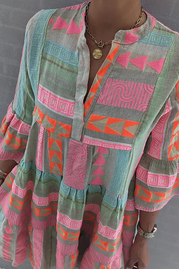 Sara Forårskjole til Dame – Elegant A-formet kjole med flæser og let, luftig pasform til enhver lejlighed