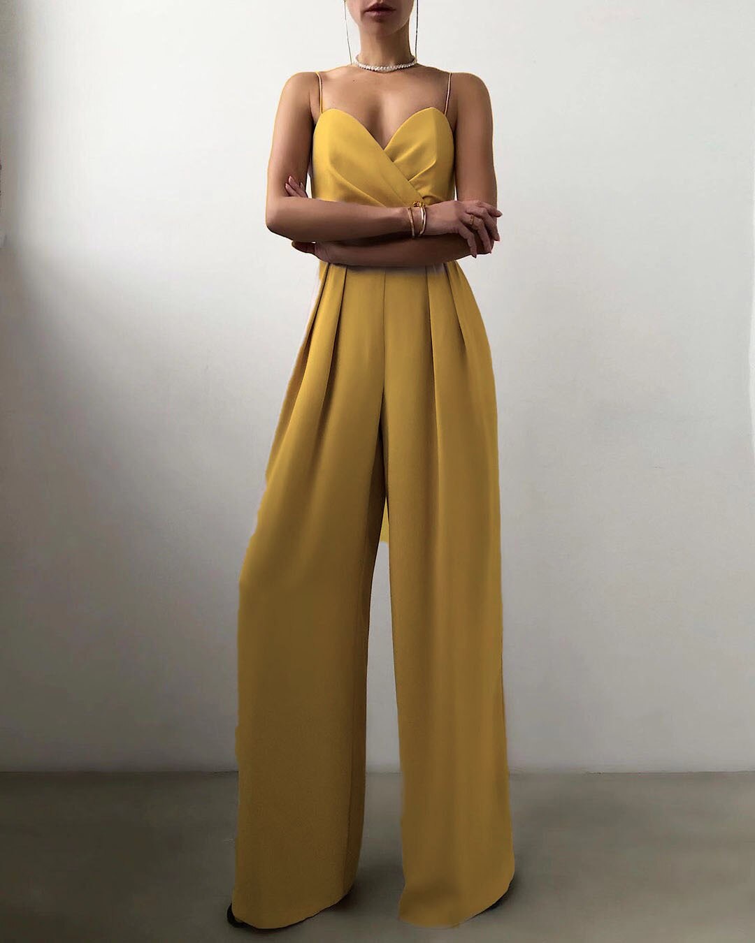 Mirielle buksedragt til kvinder – Justerbare stropper og minimalistisk design for chic komfort