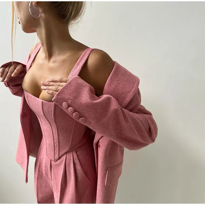 Sophie Dame 3-delt Sæt – Elegant Blazer, Korset og Højtaljede Bukser til Business og Stilfulde Looks