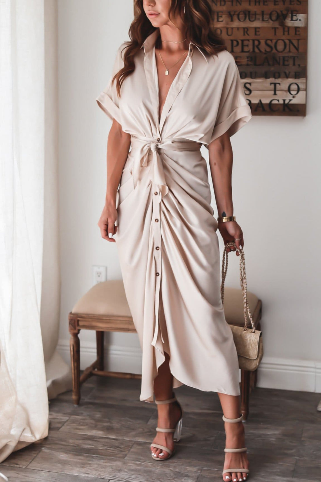 Julia Dame Aftenkjole – Elegant Maxi Kjole i Åndbar Polyester med Moderne Detaljer