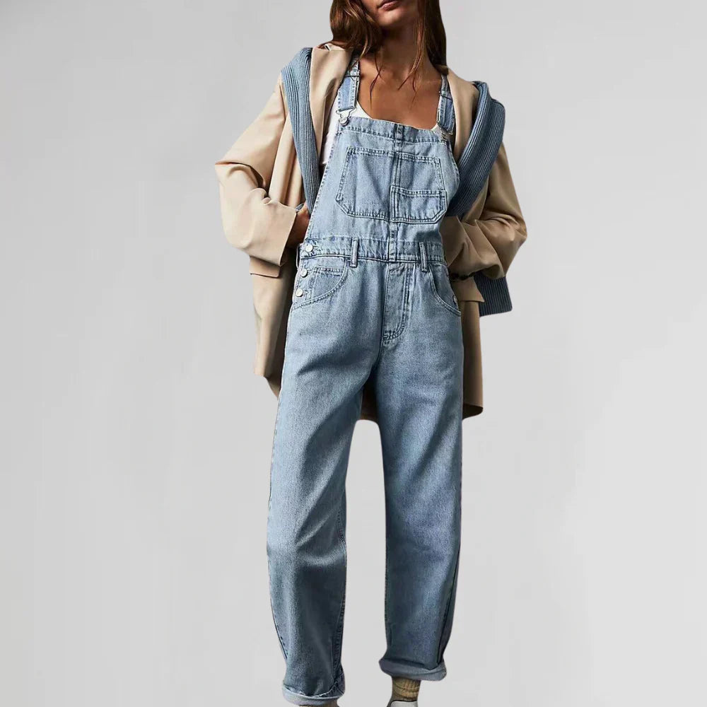 Charlotte Dame Denim Jumpsuit – Stilfuld & Behagelig, Taljeret Model med Knaplukning