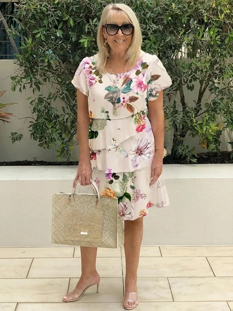 Sophie Dame Maxikjole – Elegant blomsterkjole med waterfall-design og let, flydende pasform