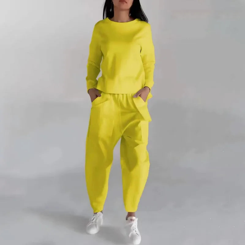 Marley Dameset – Stilfuldt og Komfortabelt To-delt Outfit med Moderigtige Detaljer