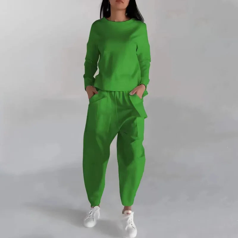 Marley Dameset – Stilfuldt og Komfortabelt To-delt Outfit med Moderigtige Detaljer