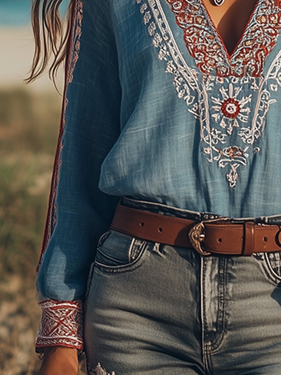 Eloise Dame Bluse – Boho Skjorte i Bomuld & Hør med Broderier & V-hals