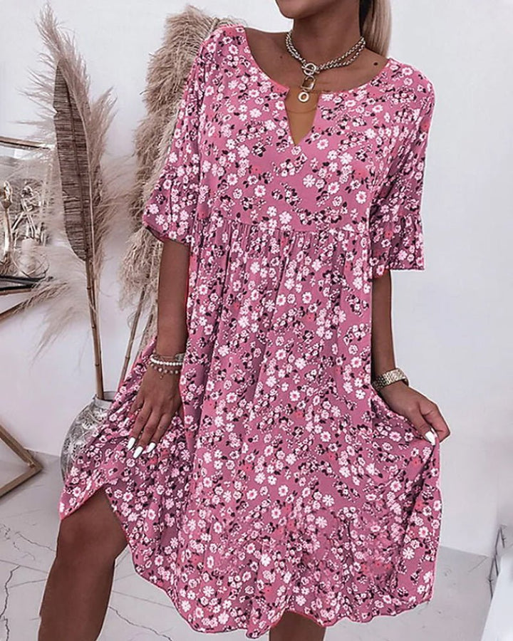 Selina Sommerkjole til Kvinder – Elegant Blomsterkjole med Luftigt Snit & Romantisk Design